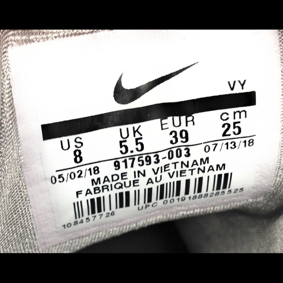 New Women’s Size 8 Nike Air More Uptempo Silver - Picture 7 of 7